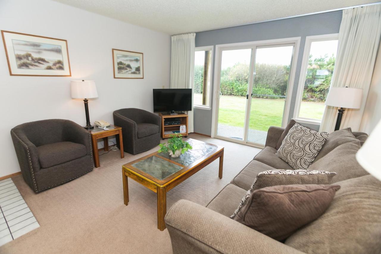 One-Bedroom Suite - First Floor - No Pets,1589514189:JPEG